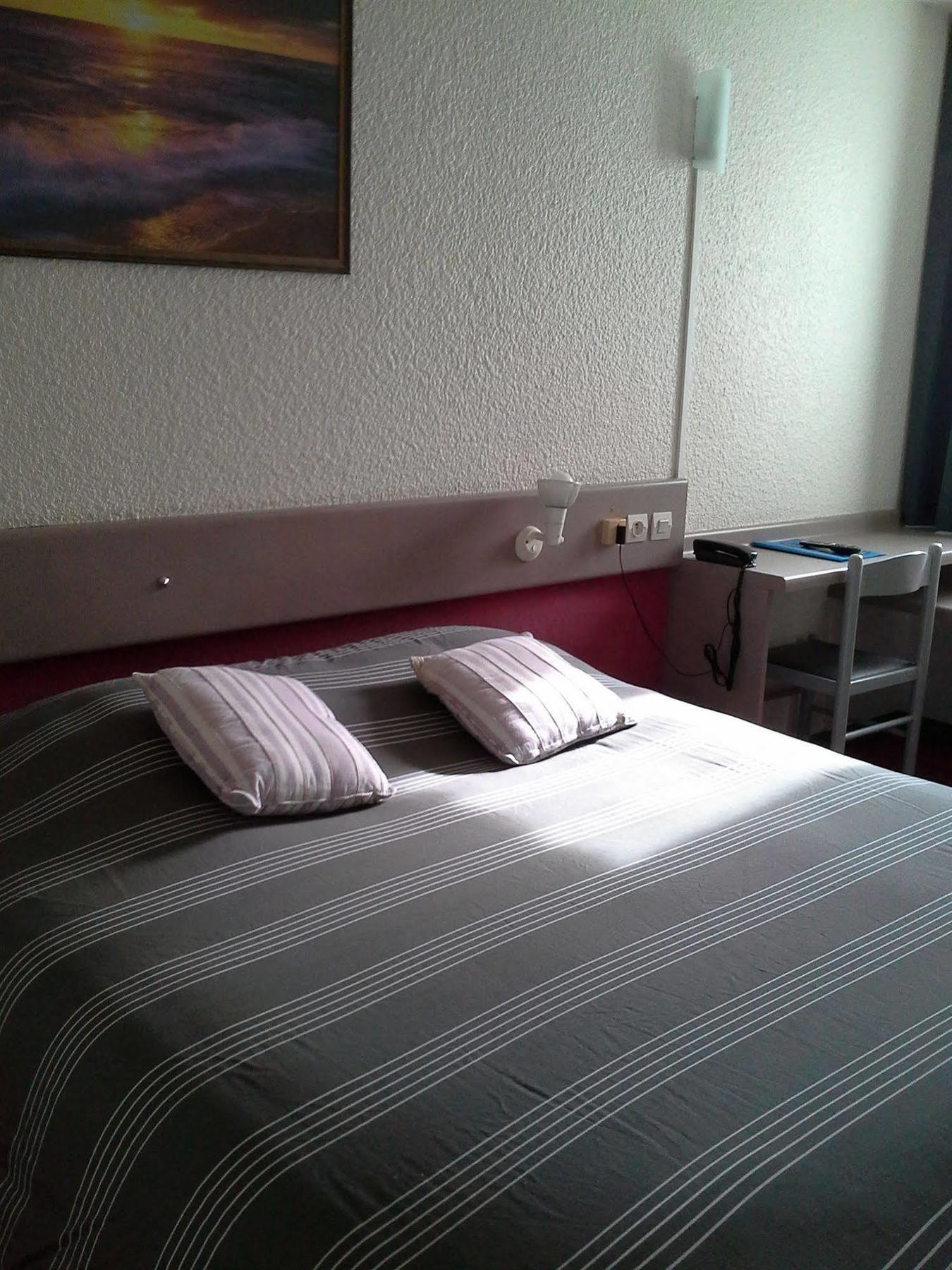 Contact Hotel Come Inn Poitiers Exterior photo